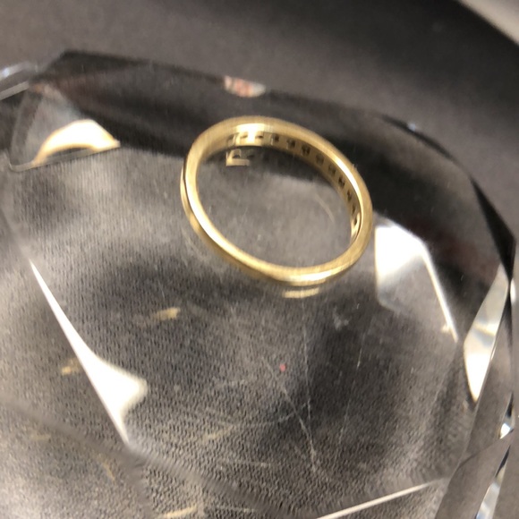 10k gold Diamond Ring - Picture 2 of 8